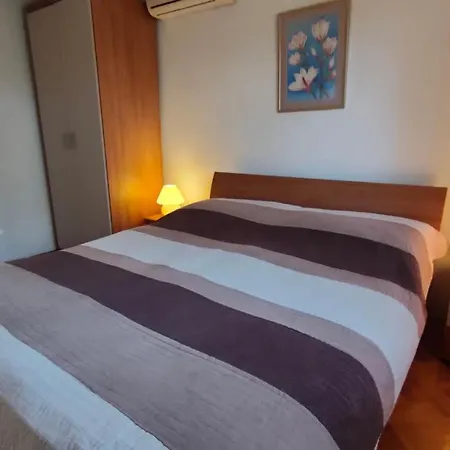 And Irena Guest house 3*