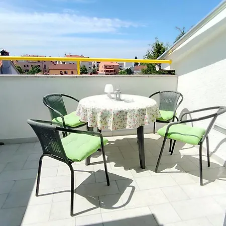 And Irena Guest house 3*